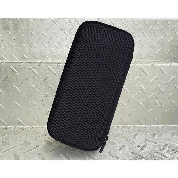 Insignia™ - NS-NSGOCSO Universal Go Case + for Switch and Switch OLED - Black - Picture 4 of 11